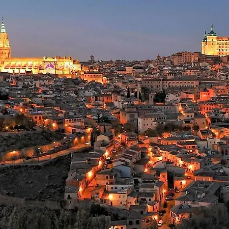 Toledo Ciudad De Las Tres Culturas , Un Lugar Para Disfrutar Todas Las Familias Con Sus Hijos 