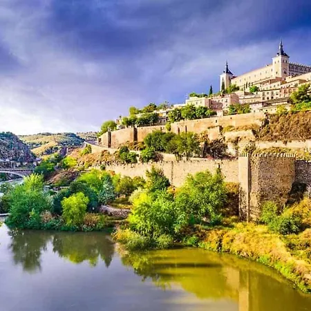 Toledo Ciudad De Las Tres Culturas , Un Lugar Para Disfrutar Todas Las Familias Con Sus Hijos 