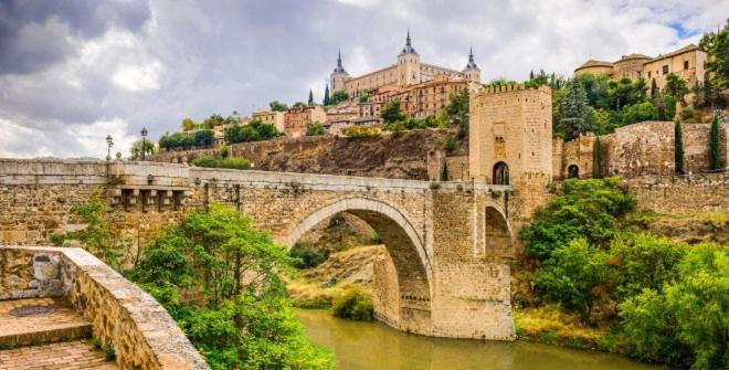 Toledo Ciudad De Tres Culturas , Un Lugar Disfrutar Todas Familias Con Sus Hijos 
