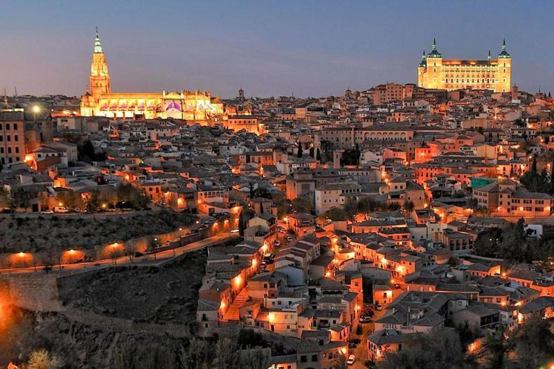 Toledo Ciudad De Tres Culturas , Un Lugar Disfrutar Todas Familias Con Sus Hijos 