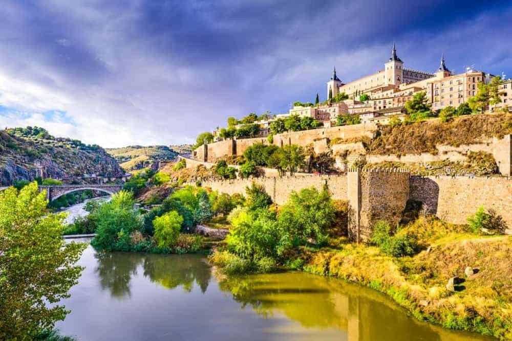 Toledo Ciudad De Tres Culturas , Un Lugar Disfrutar Todas Familias Con Sus Hijos 